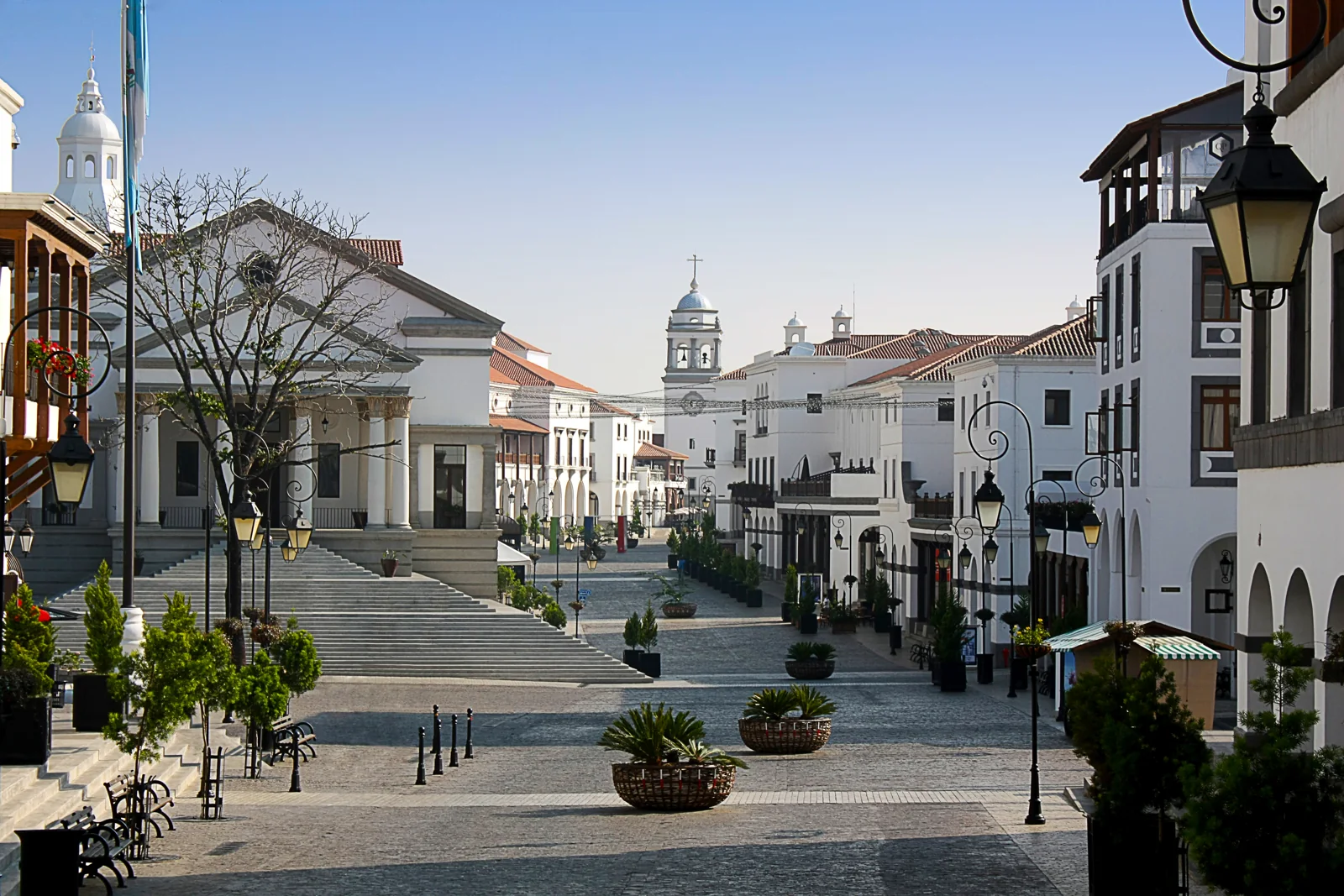 Avenida y arquitectura de Ciudad Cayalá, Guatemala